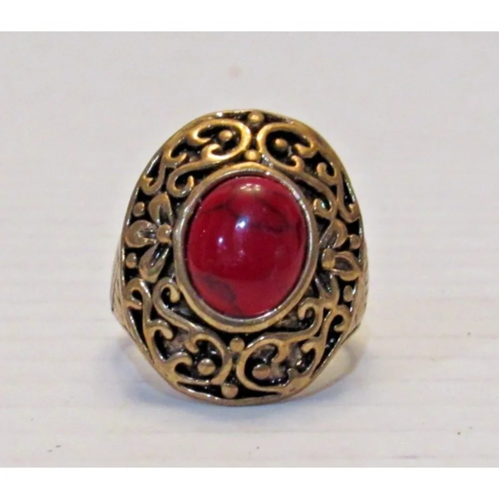 Vintage Style Red Faux Turquoise Filigree Cocktail Ring Gold Tone Size 10.5